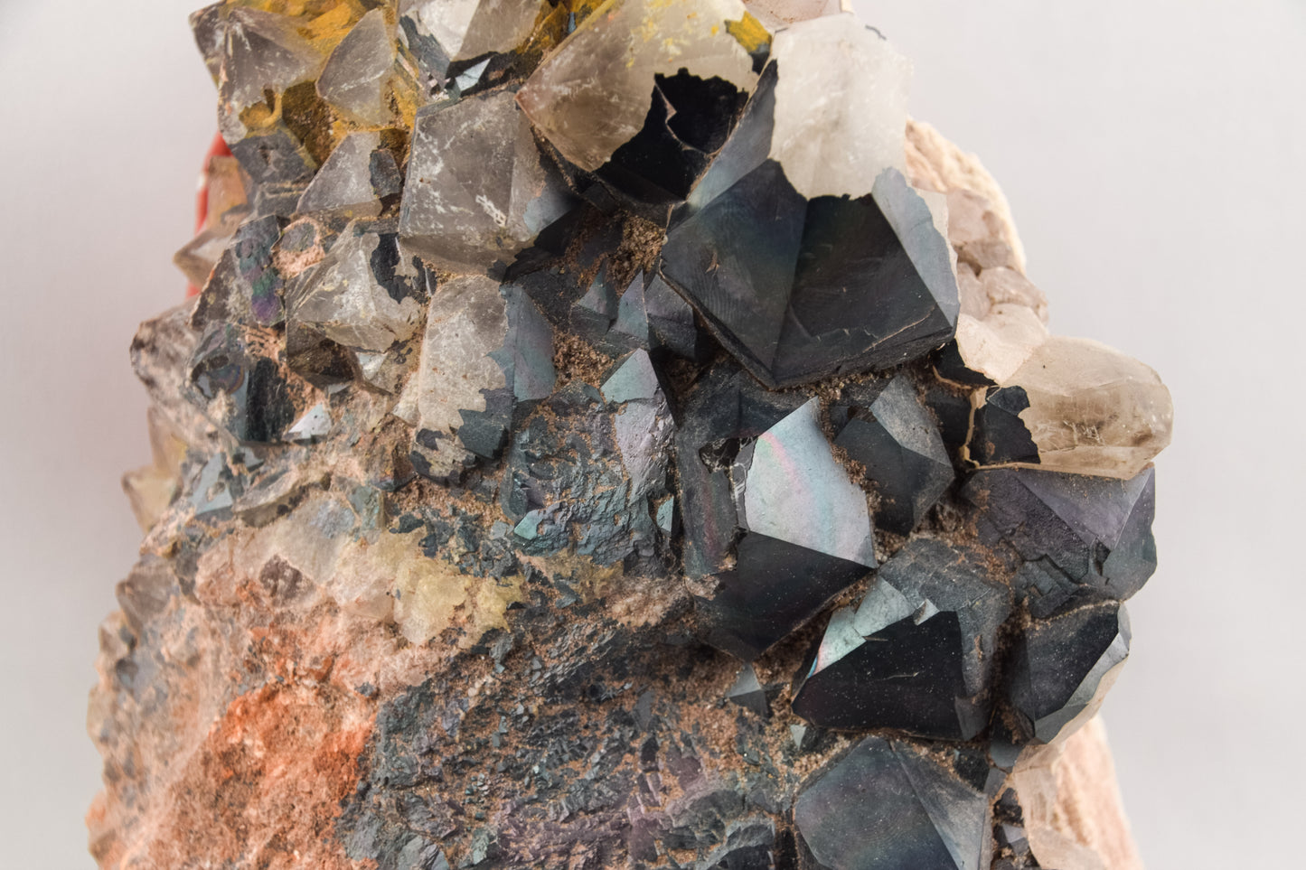 Bergkristal met Hematiet - LTH-071