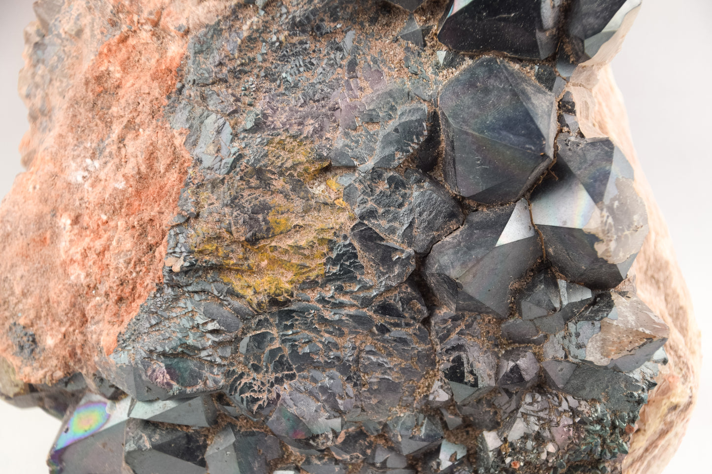 Bergkristal met Hematiet - LTH-071